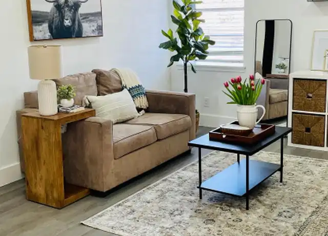 Property at 2604 Dauphin St #206, Mobile, AL, 36606, 2 beds, 1 bath, [object Object]