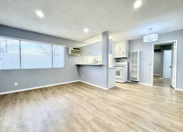 Property at 12309 Burbank Blvd Unit 32, Valley Village, CA, 91607, 1 bed, 1 bath, [object Object]