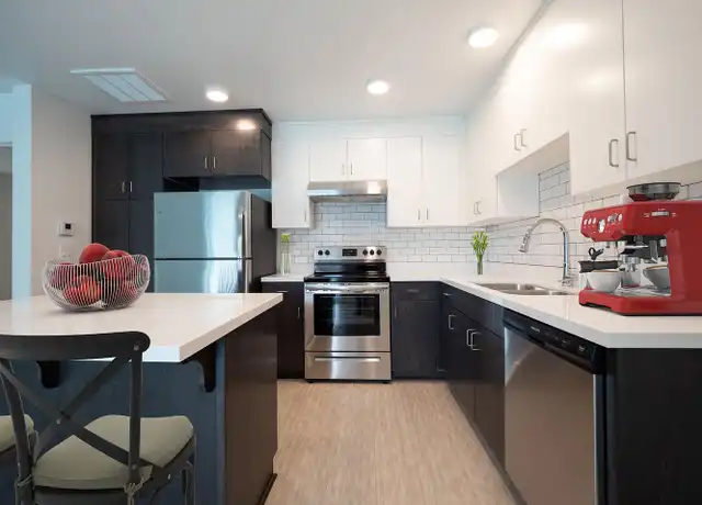 Property at 333 N Kalorama St, Ventura, CA, 93001, 1 bed, 1 bath, [object Object]