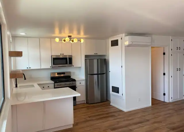 Property at 3642 Eagle Rock Blvd Unit 2, Los Angeles, CA, 90065, 2 beds, 1 bath, [object Object]