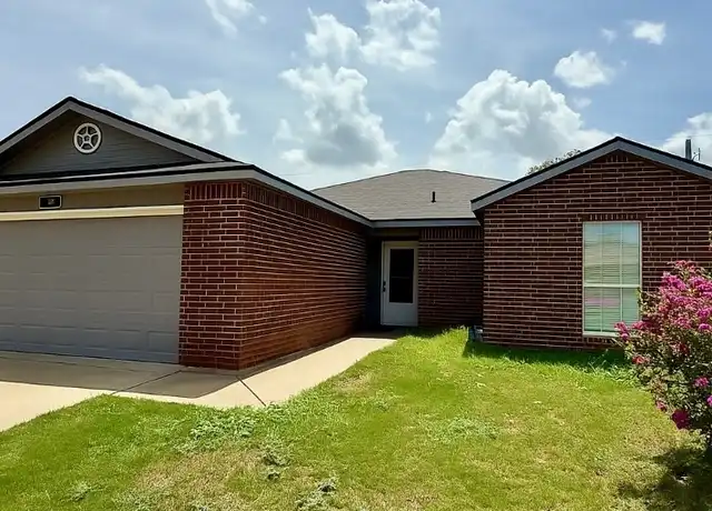 Property at 1005 E Avenue S, Belton, TX, 76513, 4 beds, 2 baths, [object Object]