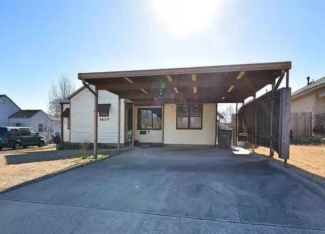 Property at 1414 NW Arlington Ave, Lawton, OK, 73507, 2 beds, 1 bath, [object Object]