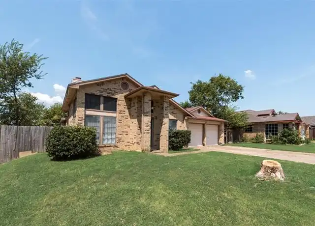Property at 2203 Sunset Dr, Balch Springs, TX, 75180, 3 beds, 2 baths, [object Object]