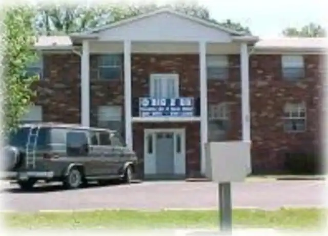 Property at 3513 Georgetown Pl Unit 6, Louisville, KY, 40215, 2 beds, 1 bath, [object Object]