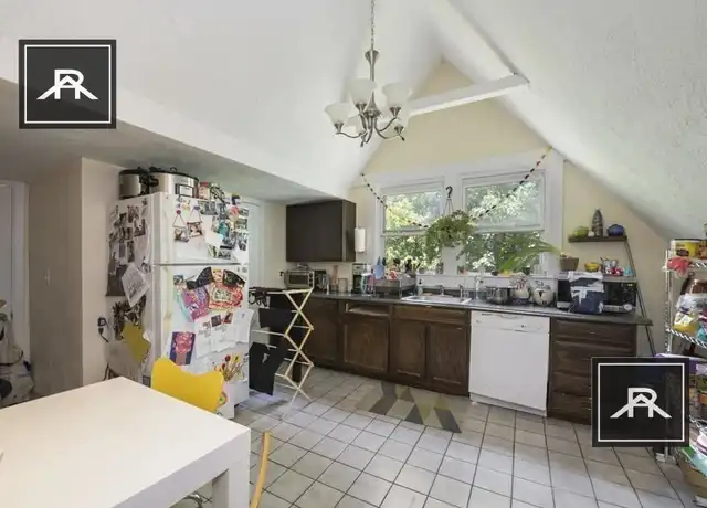 Property at 49 Bennett St #2, Brighton, MA, 02135, 4 beds, 2 baths, [object Object]