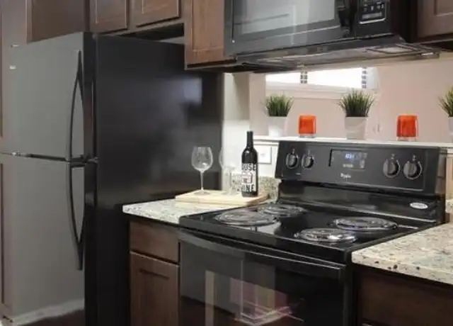 Property at 18250 Marsh Ln, Dallas, TX, 75287, 1 bed, 1 bath, [object Object]