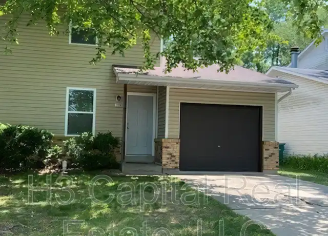 Property at 110 Sunnyside St Unit B, O'Fallon, IL, 62269, 2 beds, 1.5 baths, [object Object]