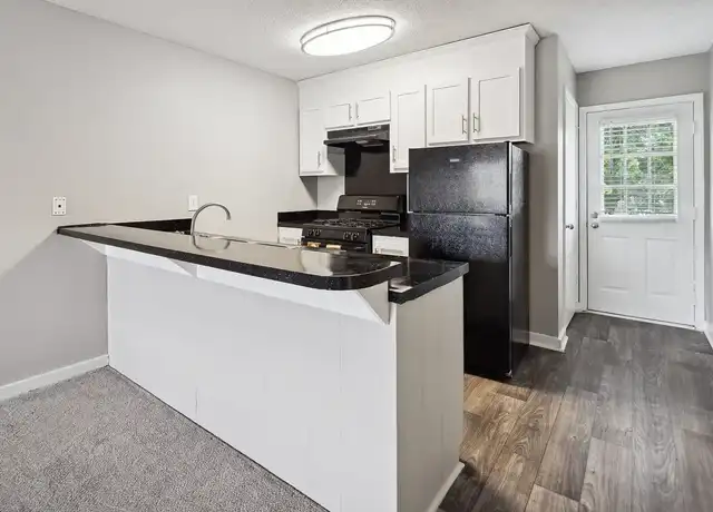 Property at Crestview Huntington - 1003 Southampton Dr NW, Concord, NC, 28027, 0-1 beds, 1 bath, [object Object]