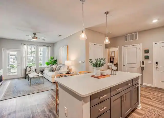Property at 201 Sawyer Cir, Charleston, SC, 29492, 3 beds, 2 baths, [object Object]