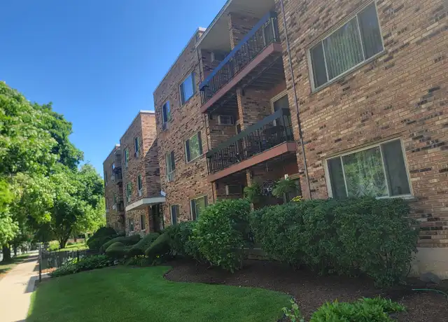 Property at 420 Home Ave Unit 303N, Oak Park, IL, 60302, 2 beds, 2 baths, [object Object]