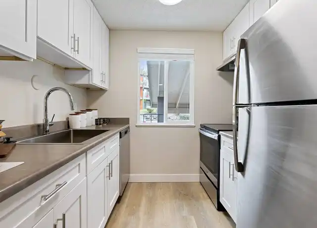 Property at Haven - 25426 98th Ave S, Kent, WA, 98030, 3 beds, 1 bath, [object Object]