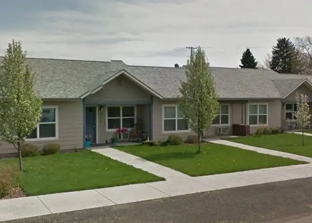 Property at 425 E Currant St, Athena, OR, 97813, 1 bed, 1 bath, [object Object]