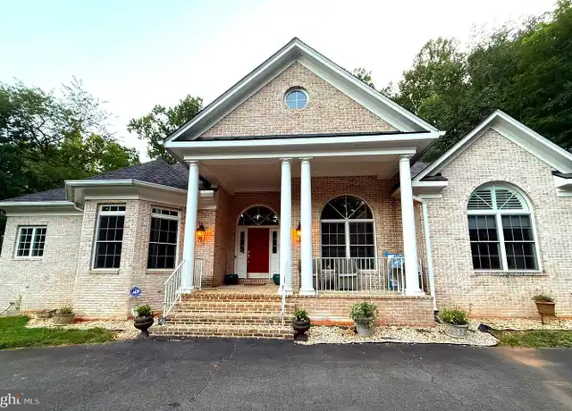 Property at 10408 Marbury Rd, Oakton, VA, 22124, 3 beds, 2.5 baths, [object Object]