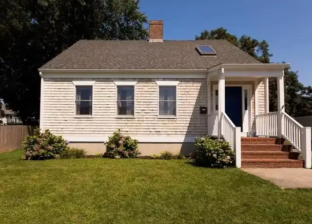 Property at 9 Rosita Ave, Bristol, RI, 02809, 3 beds, 1.5 baths, [object Object]