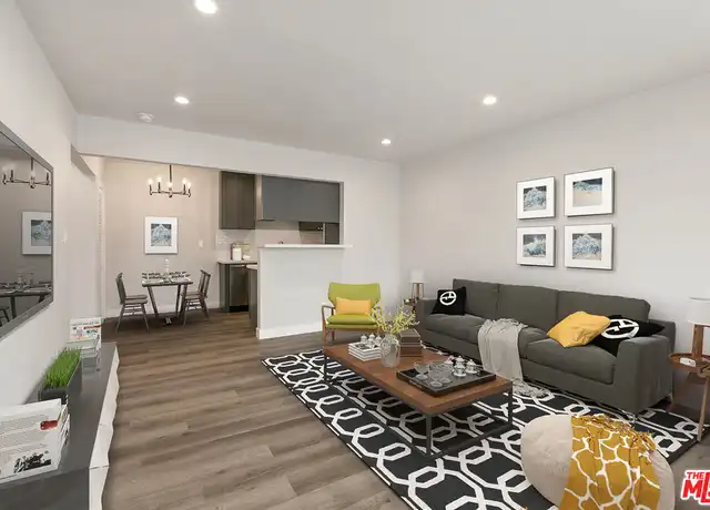 Property at 2401 S Sycamore Ave Unit 5, Los Angeles, CA, 90016, 2 beds, 1 bath, [object Object]