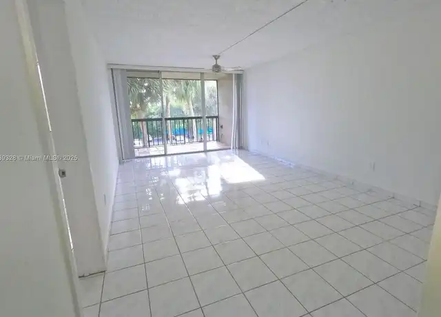 Property at 10875 SW 112th Ave #312, Miami, FL, 33176, 1 bed, 1.5 baths, [object Object]