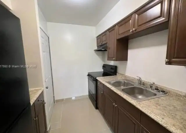 Property at 939 Magnolia Dr Unit L, West Palm Beach, FL, 33403, 3 beds, 2 baths, [object Object]