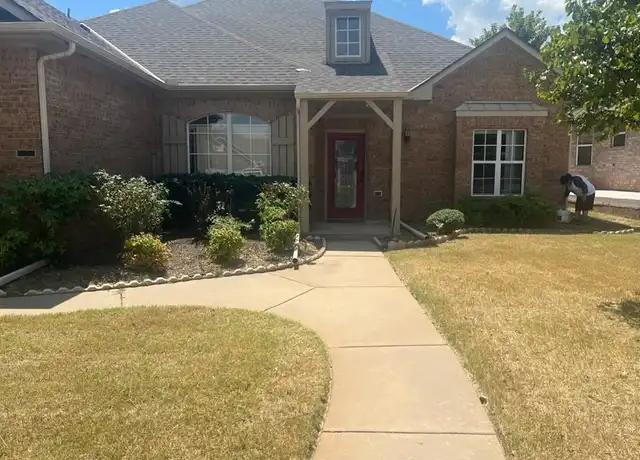 Property at 4304 NW 164th Ter, Edmond, OK, 73013, 4 beds, 2.5 baths, [object Object]