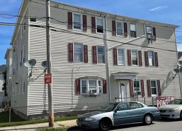 Property at 854 King Philip St Unit 3W, Fall River, MA, 02724, 3 beds, 1 bath, [object Object]