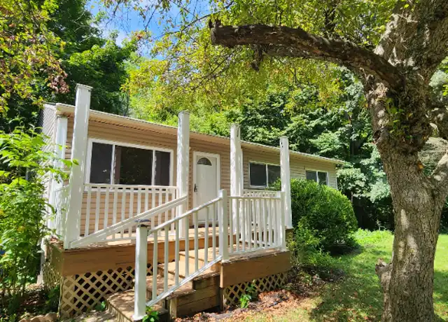 Property at 285 Brookside Dr, Ann Arbor, MI, 48105, 1 bed, 1 bath, [object Object]