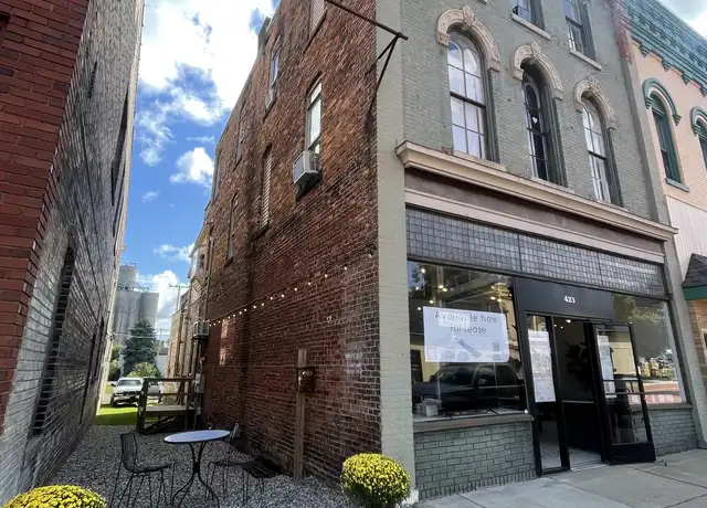 Property at 423 W Main St Unit A, Ionia, MI, 48846, 3 beds, 2.5 baths, [object Object]