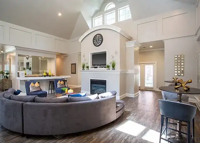 Property at Verandah at Valley Ranch - 8600 Valley Ranch Pkwy W, Irving, TX, 75063, 1 bed, 1 bath, [object Object]