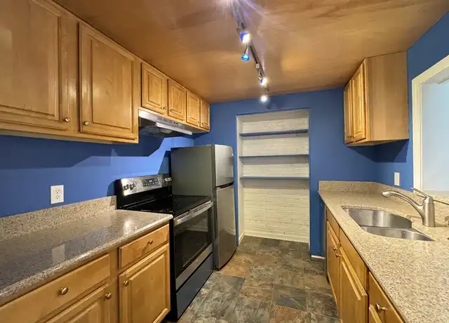 Property at 36 Greentree Ln #34, Weymouth, MA, 02190, 1 bed, 1 bath, [object Object]