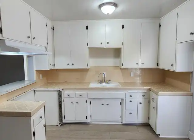 Property at 855 N Marengo Ave Unit 8552, Pasadena, CA, 91103, 2 beds, 1 bath, [object Object]