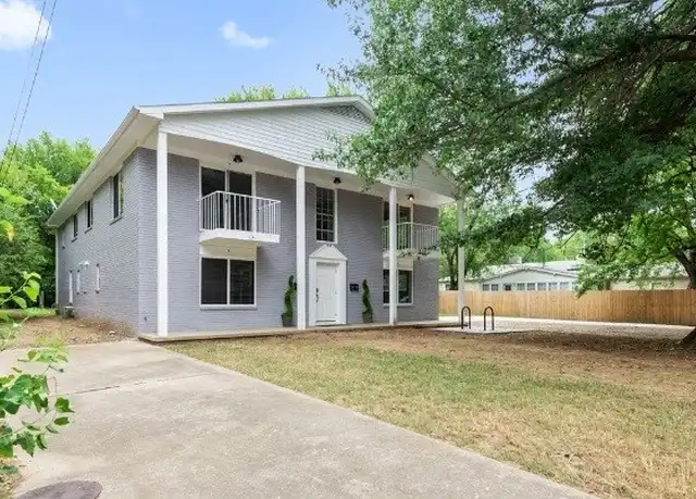 Property at 1130 N Turner Ave #102, Fayetteville, AR, 72703, 2 beds, 1 bath, [object Object]