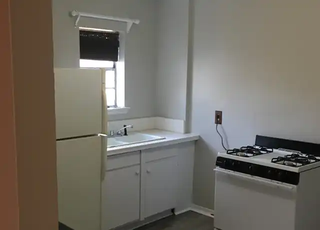 Property at 620 N Leverett Ave Unit A, Fayetteville, AR, 72701, 2 beds, 1 bath, [object Object]