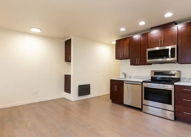 Property at 48th Street Apartments - 616 N 48th St, Seattle, WA, 98103, 3 beds, 2 baths, [object Object]