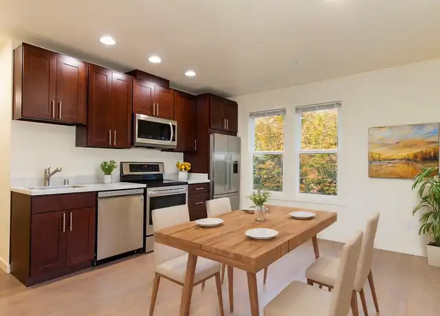 Property at 48th Street Apartments - 616 N 48th St, Seattle, WA, 98103, 3 beds, 2 baths, [object Object]