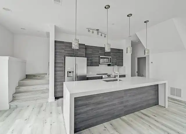 Property at 1022 Eldorado Ave #102, Dallas, TX, 75208, 2 beds, 2.5 baths, [object Object]