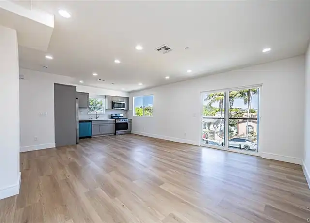 Property at 2055 S Garth Ave, Los Angeles, CA, 90034, 20 beds, 18 baths, [object Object]