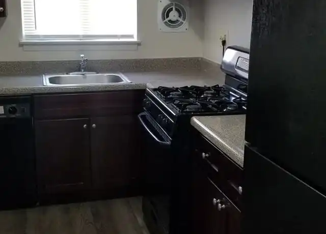 Property at 4601 Pen Lucy Rd Unit 0101-A, Baltimore, MD, 21229, 2 beds, 1 bath, [object Object]