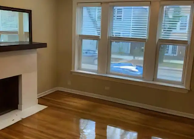 Property at 1510 W Ardmore Ave Unit 1, Chicago, IL, 60660, 2 beds, 1 bath, [object Object]