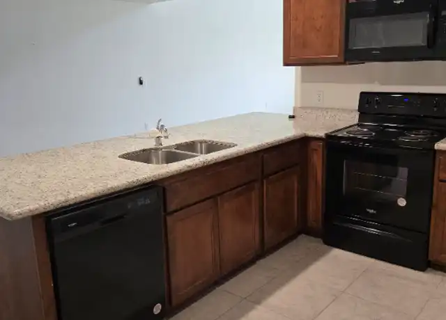 Property at 7353 E 38th St Unit DS188, Yuma, AZ, 85365, 4 beds, 2.5 baths, [object Object]