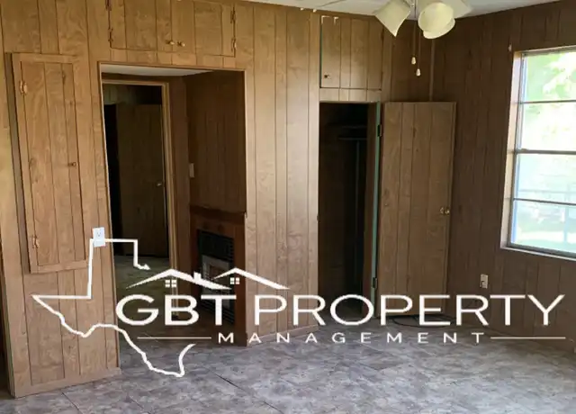 Property at 224 W 7th St, Alice, TX, 78332, 3 beds, 1 bath, [object Object]