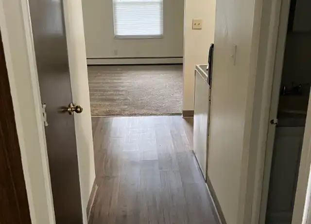 Property at 250 Teddy Ave, Akron, OH, 44305, 1 bed, 1 bath, [object Object]