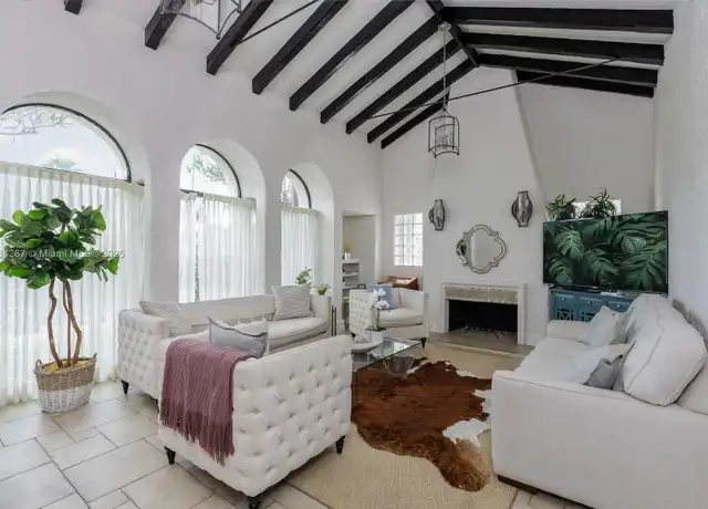 Property at 1134 Harrison St #1134, Hollywood, FL, 33019, 4 beds, 3.5 baths, [object Object]