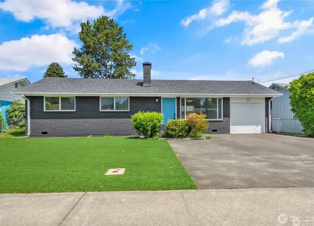 Property at 3600 NE 10th St, Renton, WA, 98056, 3 beds, 2 baths, [object Object]