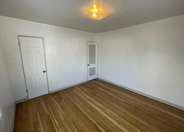 Property at 214 Princeton Dr SE Unit B, Albuquerque, NM, 87106, 2 beds, 1 bath, [object Object]