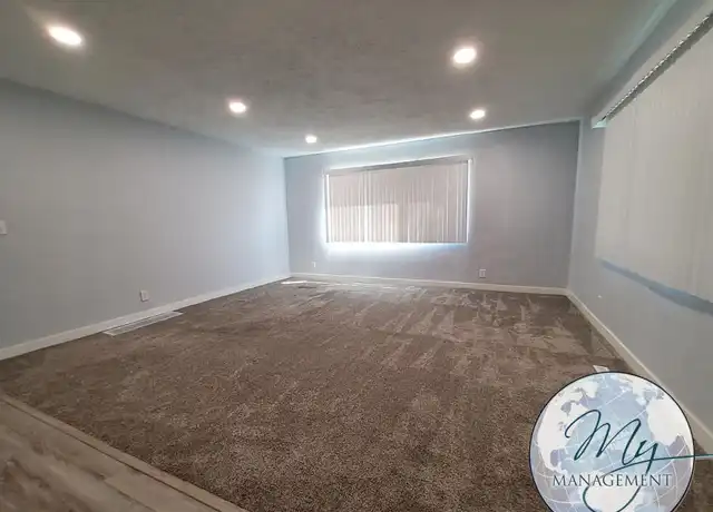 Property at 404 Van Buren St, Twin Falls, ID, 83301, 2 beds, 1.5 baths, [object Object]