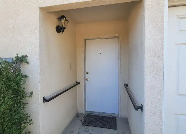 Property at 6006 Stockdale Hwy Unit 2, Bakersfield, CA, 93309, 1 bed, 1 bath, [object Object]