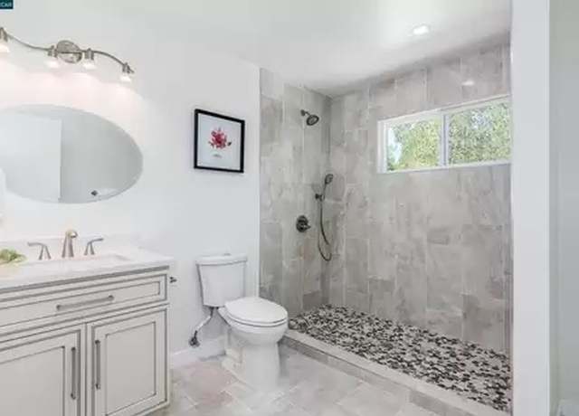 Photo of 144 Glorietta Blvd, Orinda, CA 94563