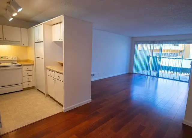 Photo of 509 Poplar Ave, Millbrae, CA 94030