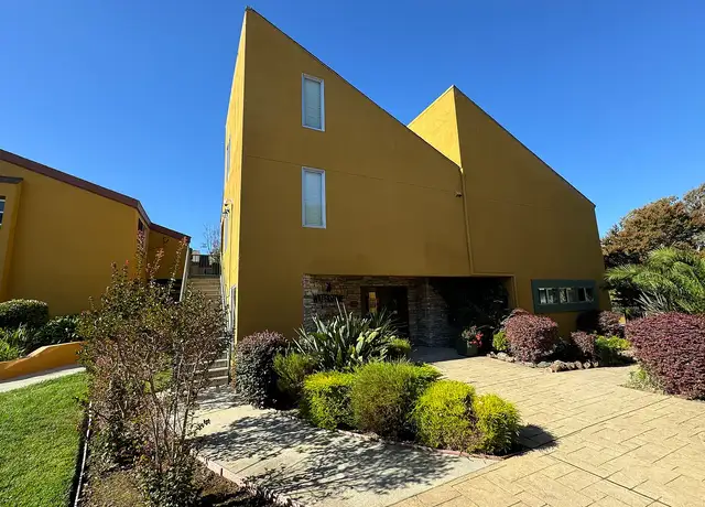 Photo of 509 Poplar Ave, Millbrae, CA 94030