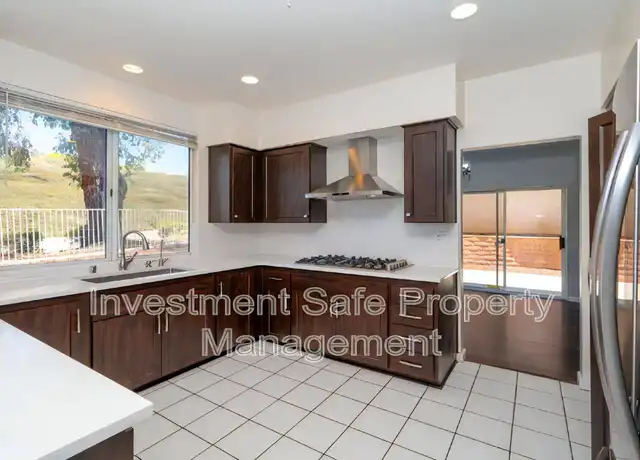 Property at 39945 Temecky Way, Murrieta, CA, 92562, 5 beds, 2.5 baths, [object Object]
