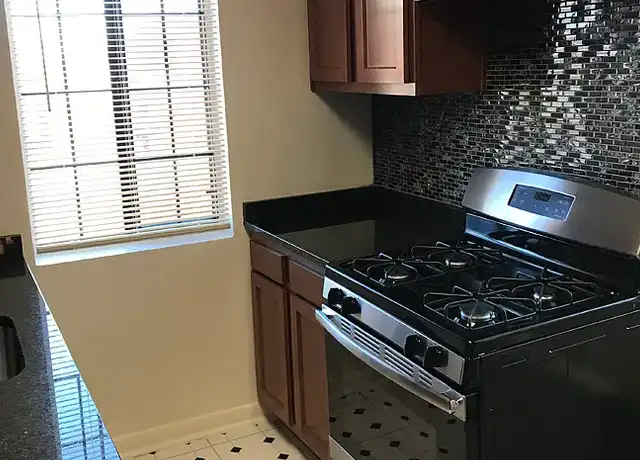 Property at Fleetwood Village Apartments - 721 Chillum Rd, Hyattsville, MD, 20783, 2 beds, 1 bath, [object Object]