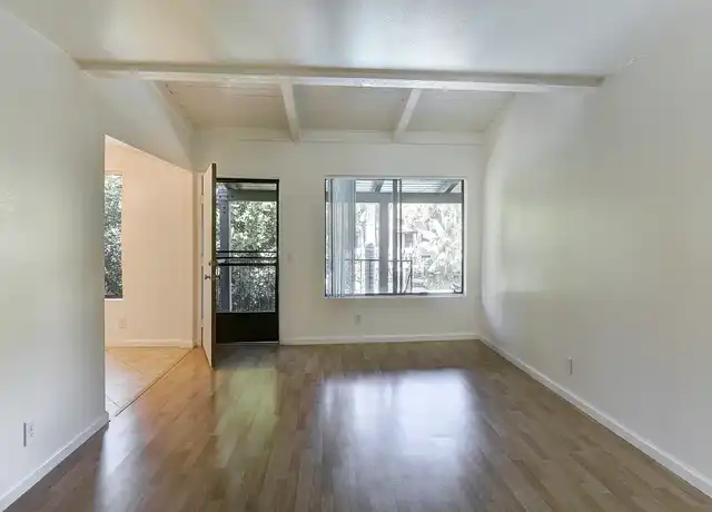 Property at Casa Vista Apartment Homes - 2325 Paseo de Laura, Oceanside, CA, 92056, 1 bed, 1 bath, [object Object]